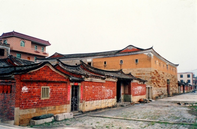 南安 朵桥土楼保护范围整个建筑群－－省文物保护单位