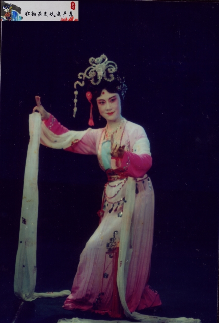 黄雪娥在梨园戏《李亚仙》中饰演“李亚仙”