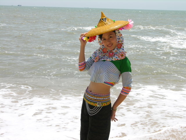 图31  惠安女服饰   摄影：陈晓玲