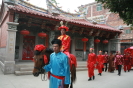 图10     新郎骑马
