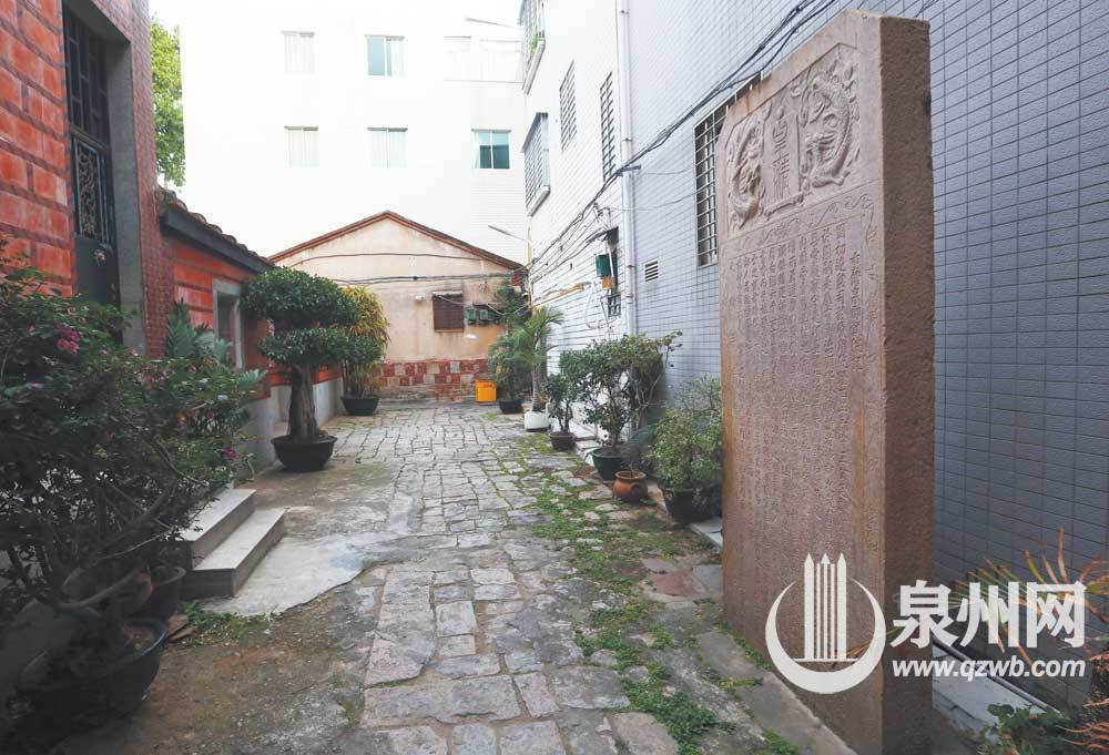 这方题为“重修泉郡试院记”的石碑，记载着泉州清代考棚的过往。