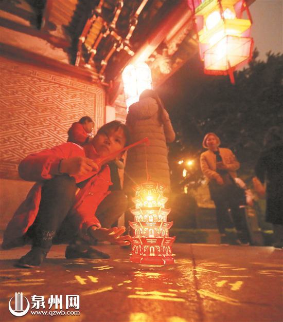赏灯 制灯 猜灯谜 缤纷元宵喜乐多
